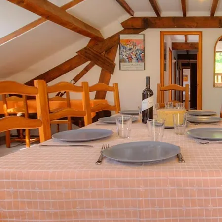 En Corse Avec Piscine Chauffee