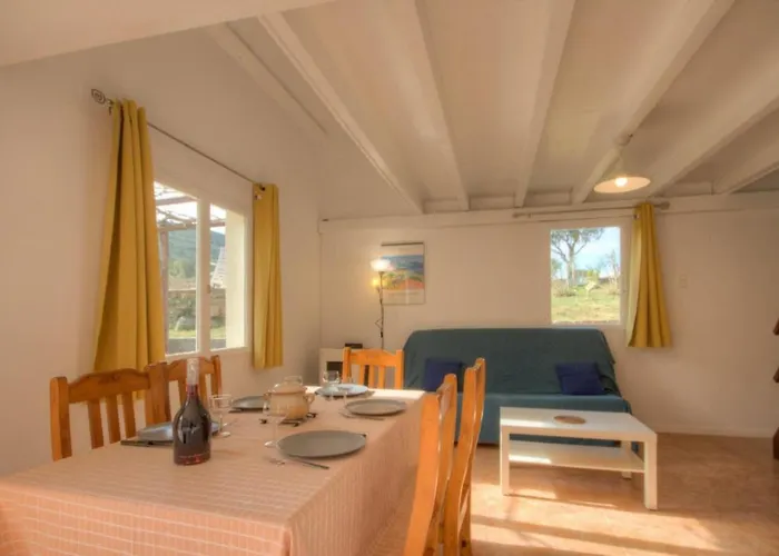 Appartement En Corse Avec Piscine Chauffee *