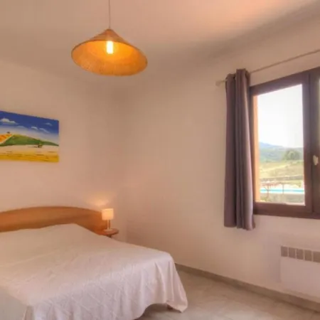 Lejlighed En Corse Avec Piscine Chauffee