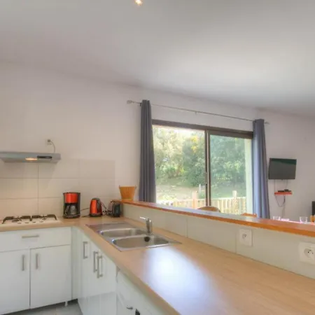 Appartamento En Corse Avec Piscine Chauffee *