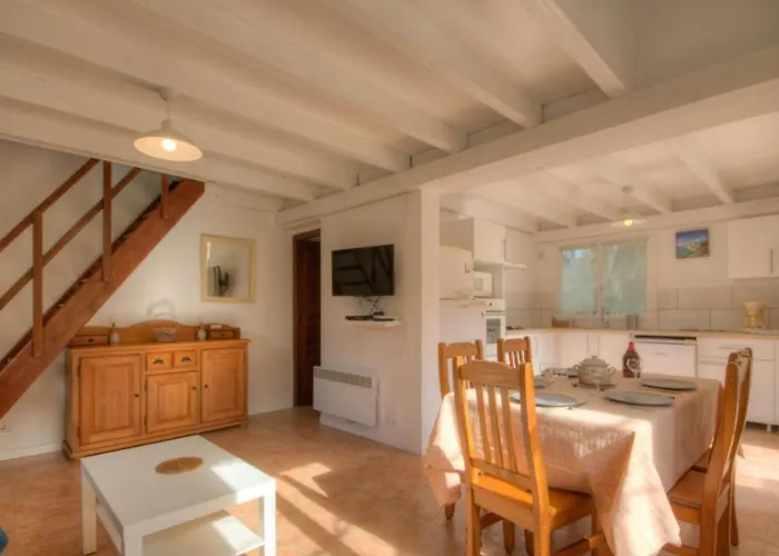 Apartman En Corse Avec Piscine Chauffee Carbuccia