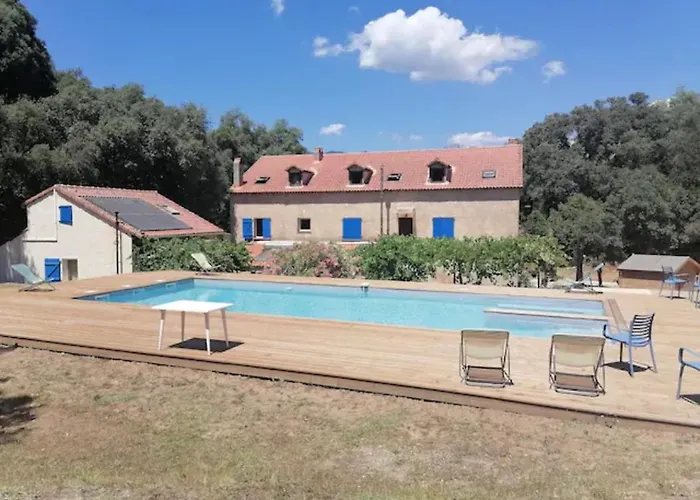 En Corse Avec Piscine Chauffee